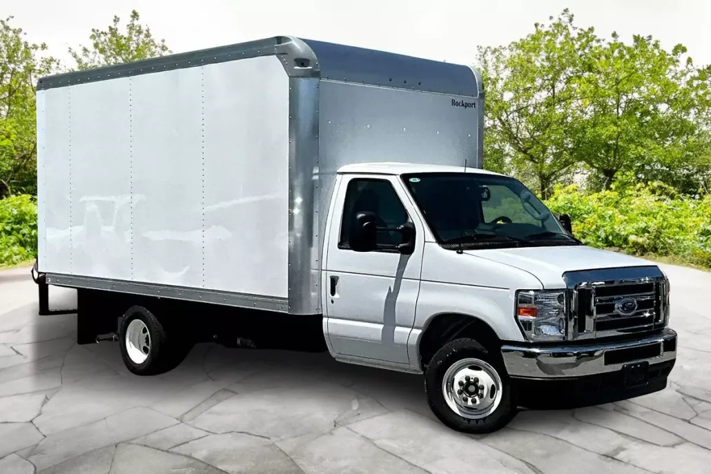 2025 Ford E-350 Base photo 1