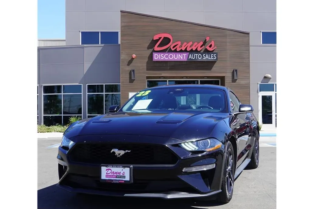 2023 Ford Mustang EcoBoost Premium photo 1