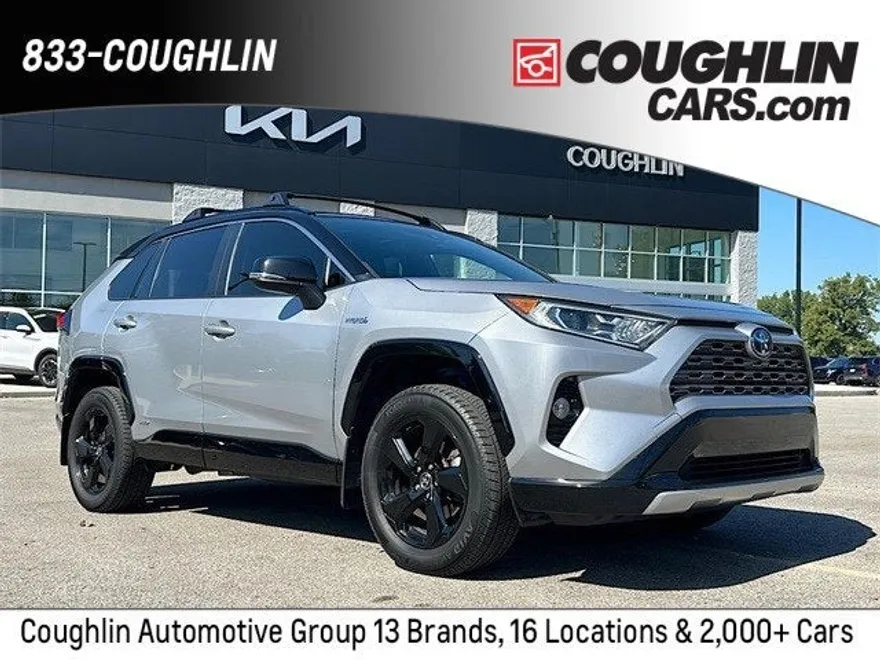 2021 Toyota RAV4 Hybrid XSE photo 1