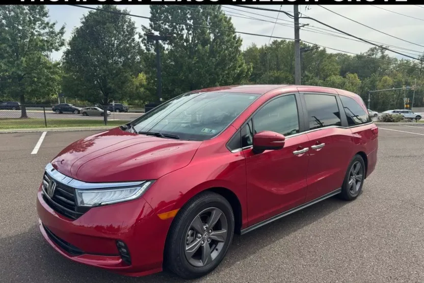 2021 Honda Odyssey EX photo 1