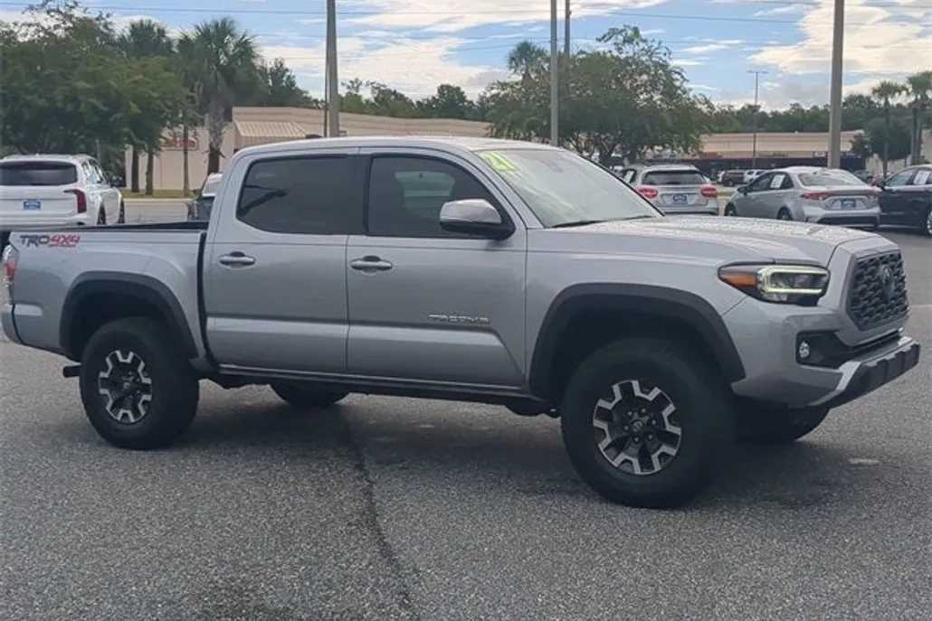 2021 Toyota Tacoma SR V6 photo 1