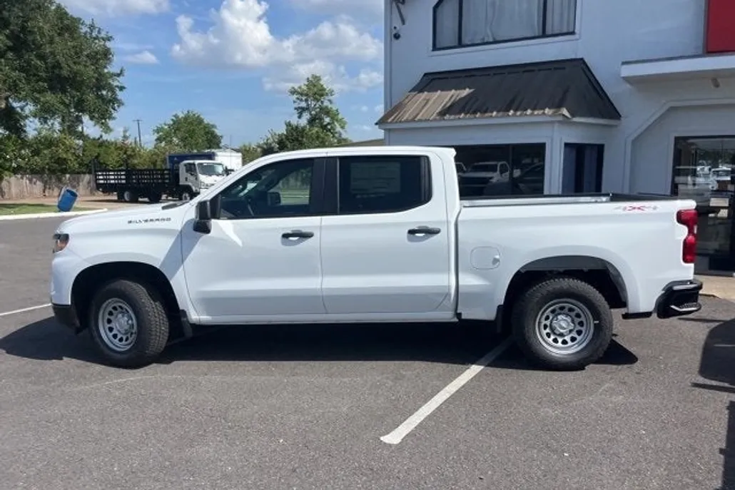 2026 Chevrolet Silverado 1500 Work Truck photo 1