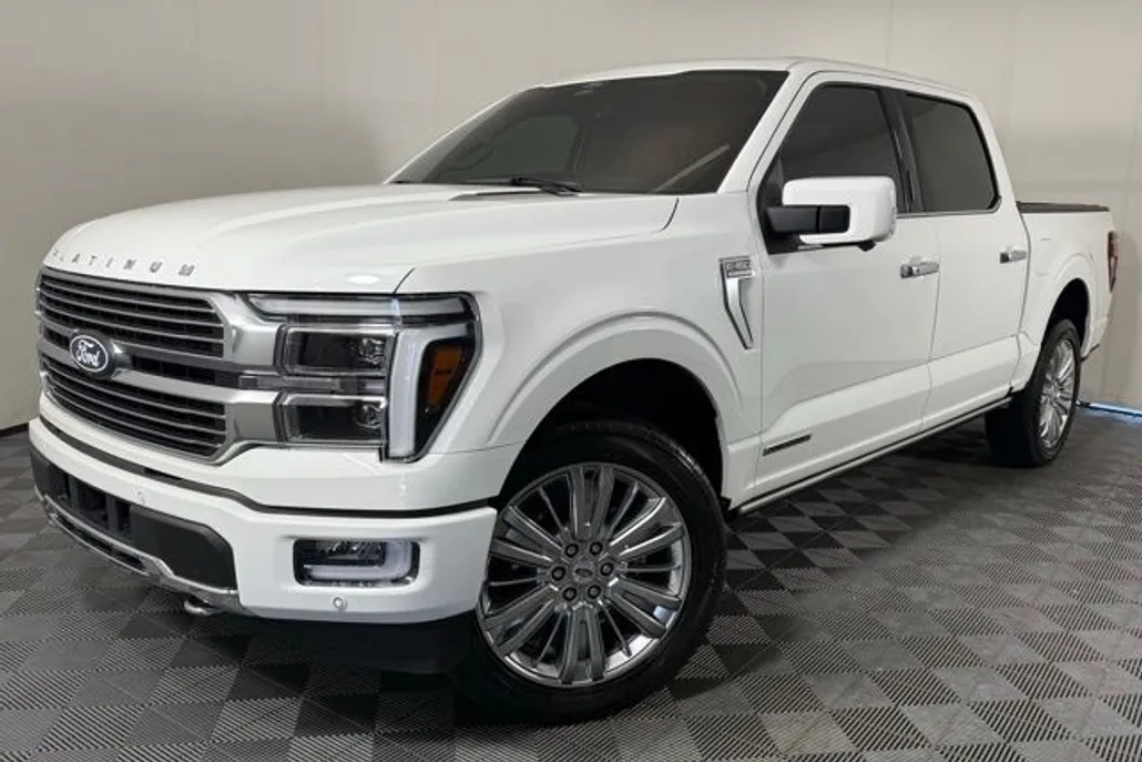 2024 Ford F-150 Platinum photo 1