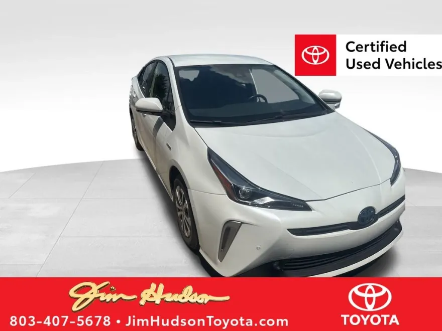 2022 Toyota Prius XLE AWD-e photo 1