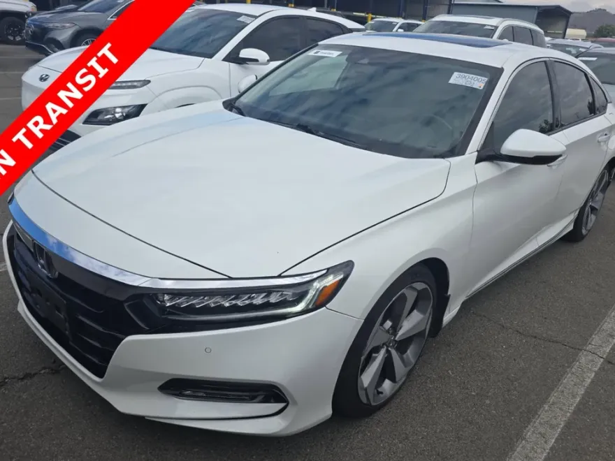 2019 Honda Accord Touring 2.0T photo 1