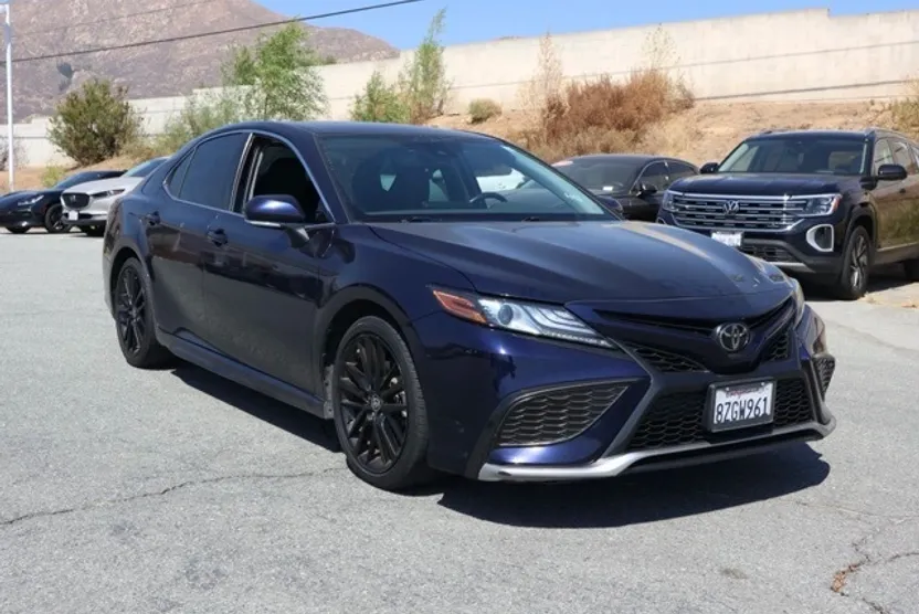 2022 Toyota Camry XSE photo 1