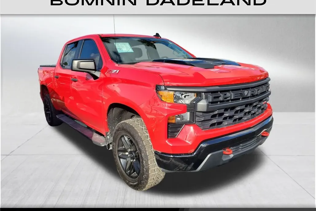 2023 Chevrolet Silverado 1500 Custom Trail Boss photo 1