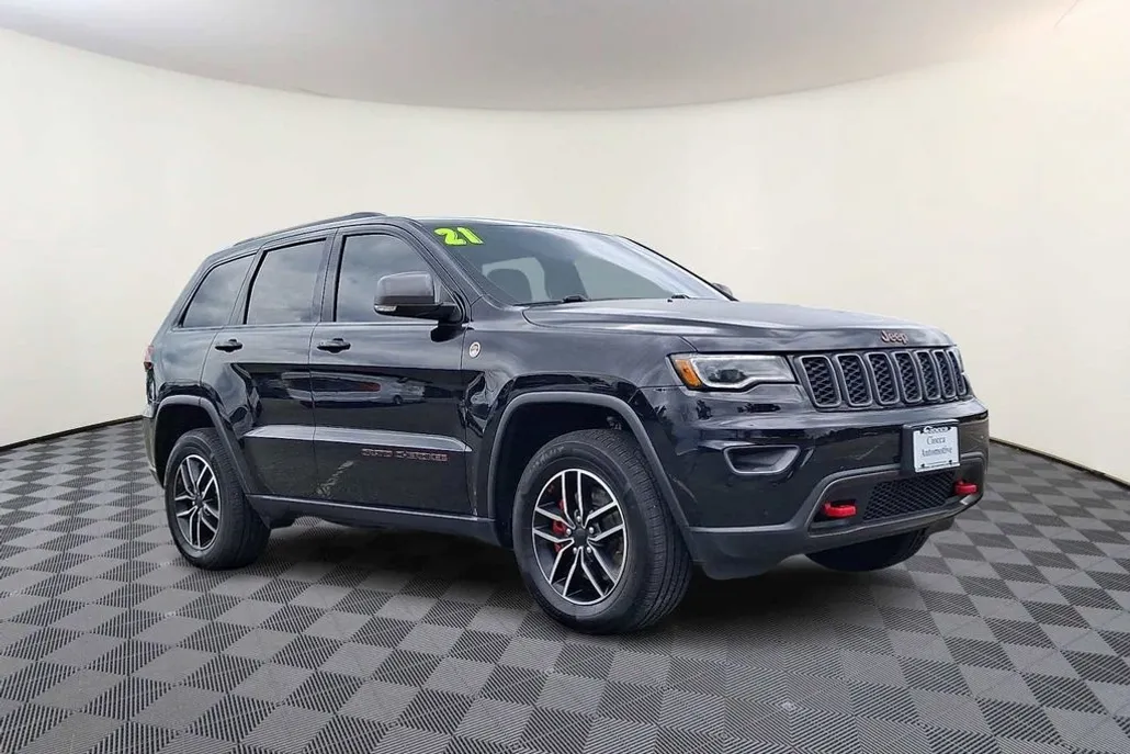 2021 Jeep Grand Cherokee Trailhawk photo 1