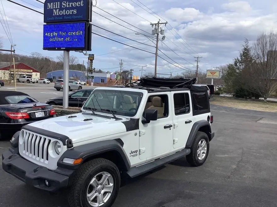 2018 Jeep Wrangler Unlimited Sport S photo 1