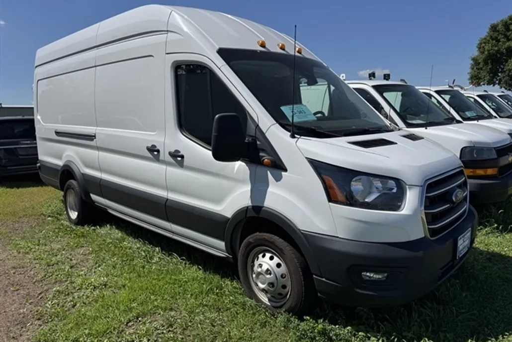 2020 Ford Transit Cargo Van photo 1