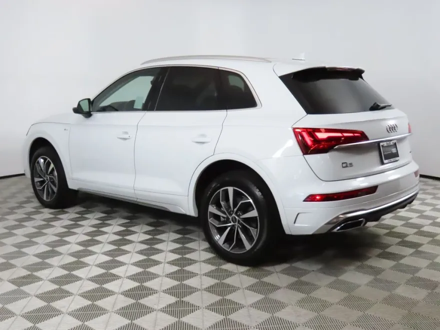2025 Audi Q5 45 S line Premium Plus photo 1