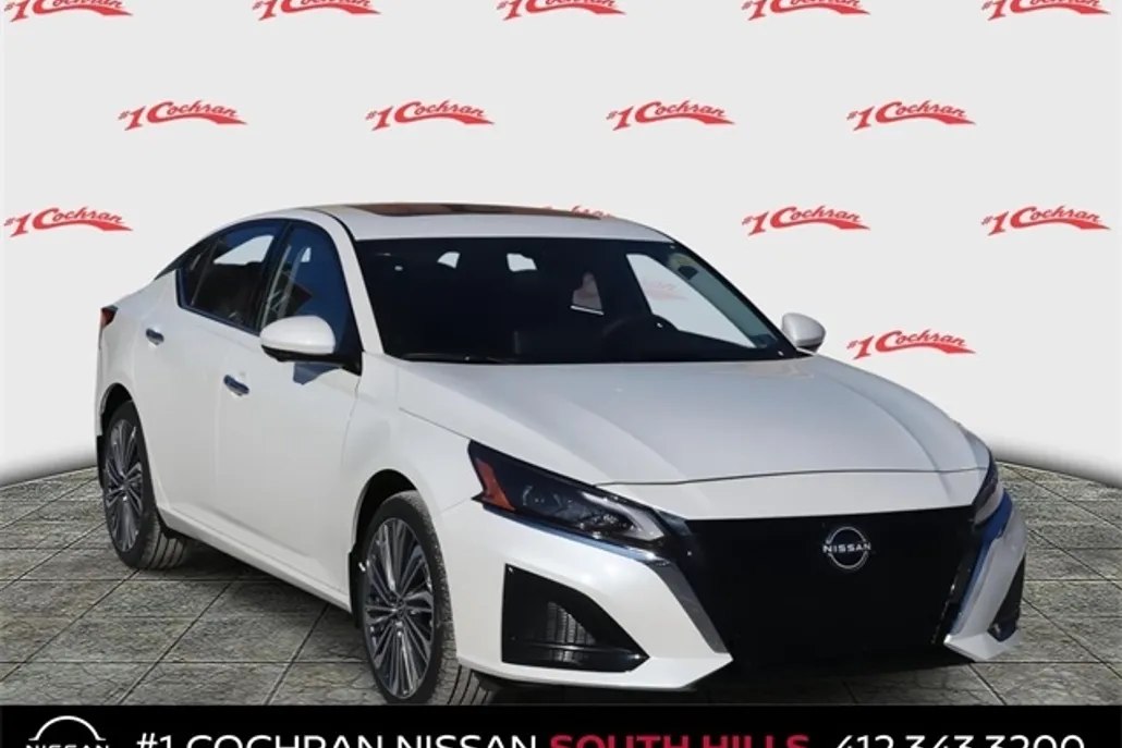 2025 Nissan Altima 2.5 SL photo 1