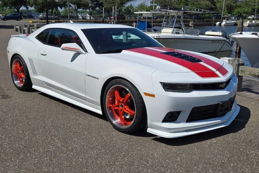 2014 Chevrolet Camaro 2SS photo 1
