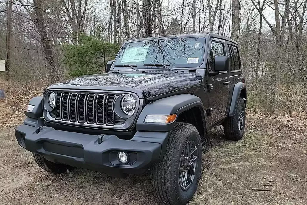 2025 Jeep Wrangler Sport photo 1
