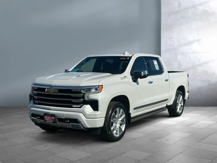 2024 Chevrolet Silverado 1500 High Country photo 1