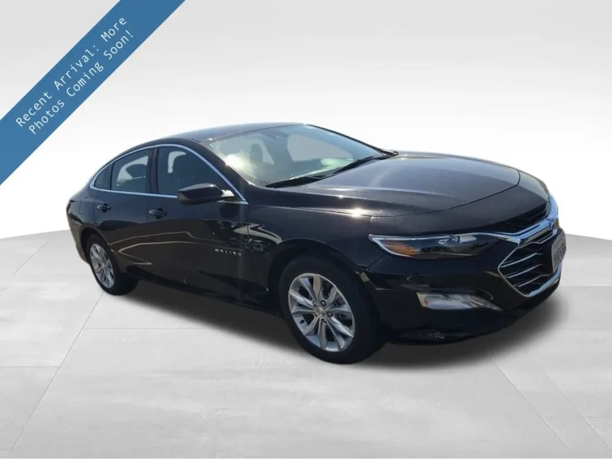 2024 Chevrolet Malibu 1LT photo 1