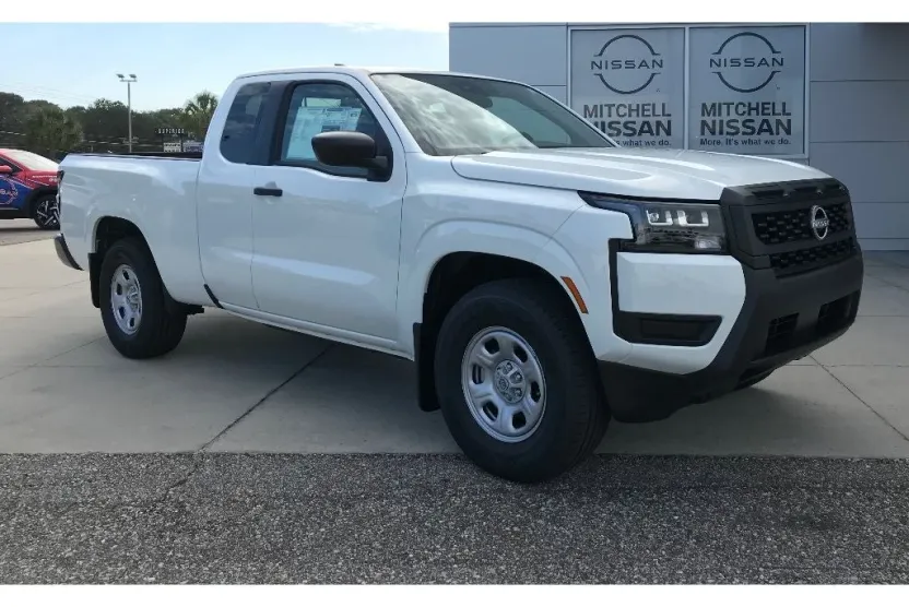 2026 Nissan Frontier King Cab S photo 1