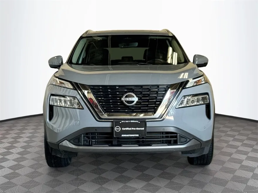 2023 Nissan Rogue SL photo 1