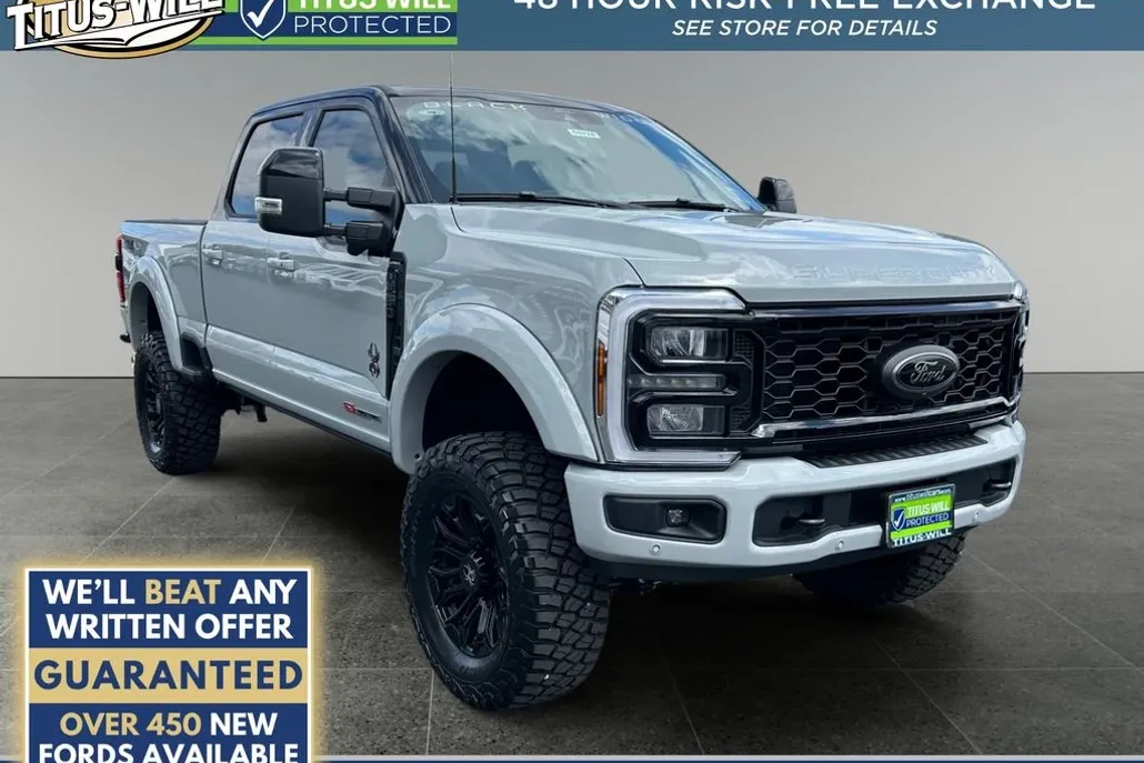 2025 Ford F-250 Lariat photo 1