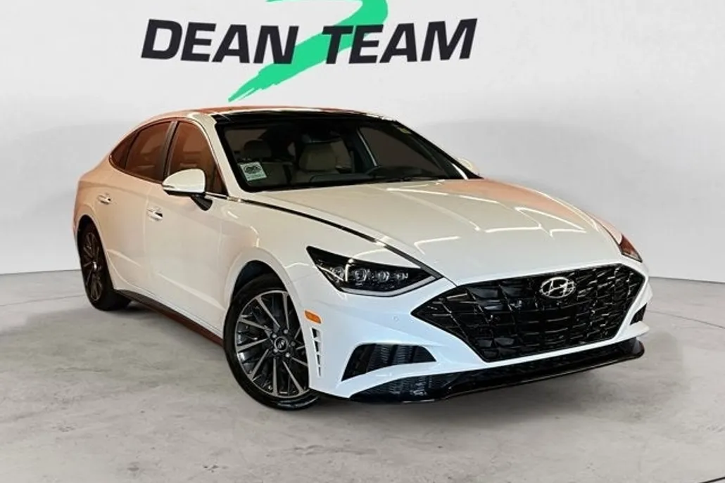 2022 Hyundai Sonata Limited photo 1