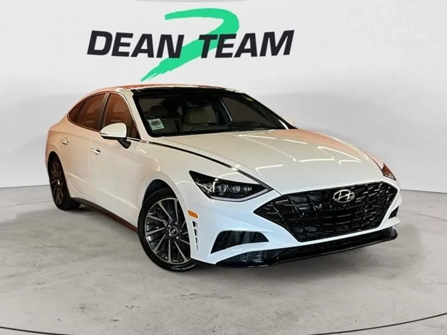 2022 Hyundai Sonata Limited photo 1