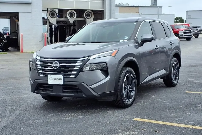 2024 Nissan Rogue SV photo 1