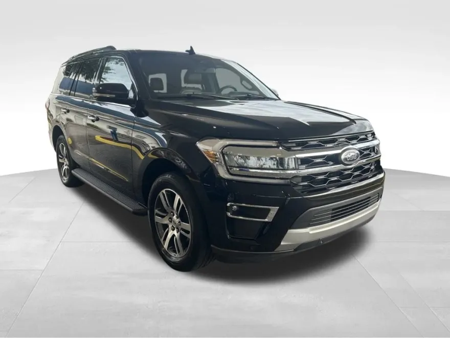 2024 Ford Expedition Limited photo 1