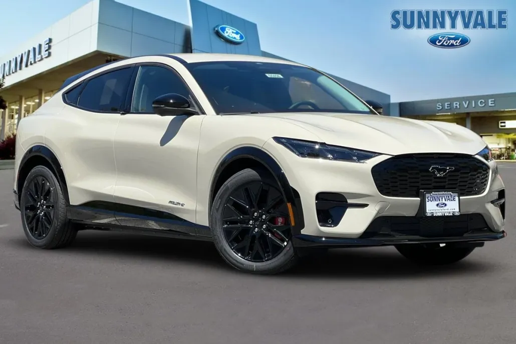 2025 Ford Mustang Mach-E Premium photo 1