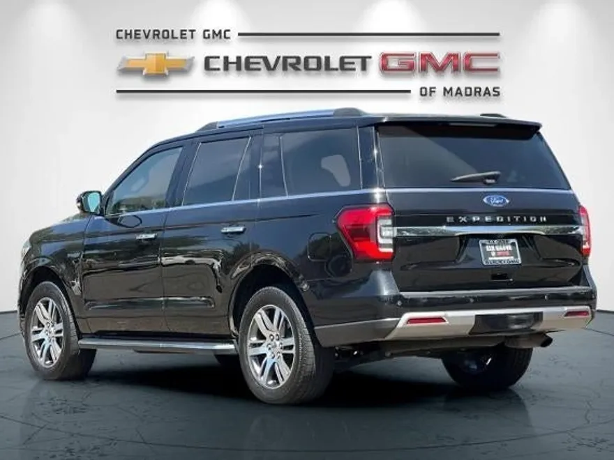 2023 Ford Expedition Limited photo 1