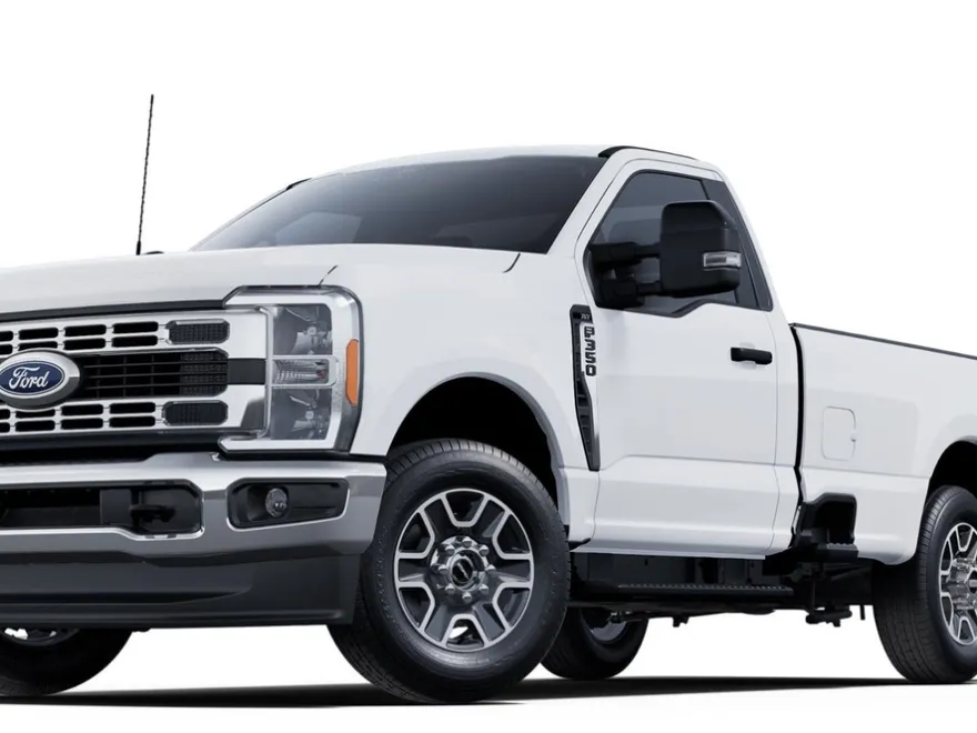 2025 Ford F-350 XLT photo 1