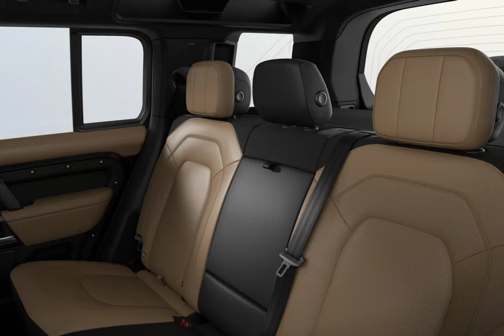 2026 Land Rover Defender 110 photo 1