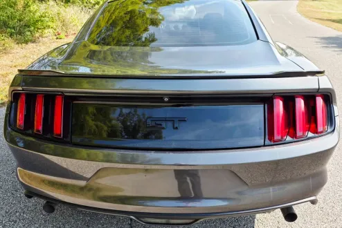 2017 Ford Mustang GT Premium photo 3