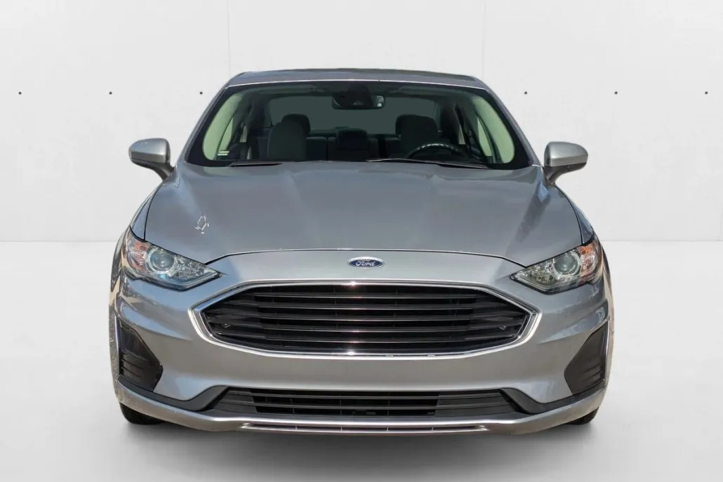 2020 Ford Fusion S photo 1