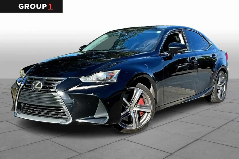 2017 Lexus IS 200t photo 1