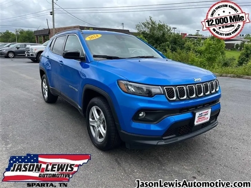 2024 Jeep Compass Latitude photo 1