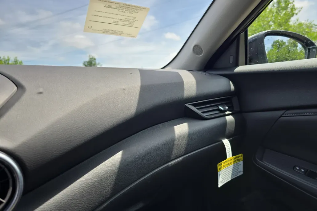 2025 Nissan Sentra S photo 1