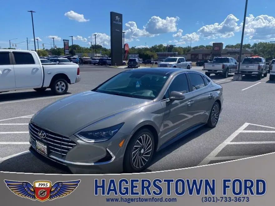 2023 Hyundai Sonata Hybrid Limited photo 1