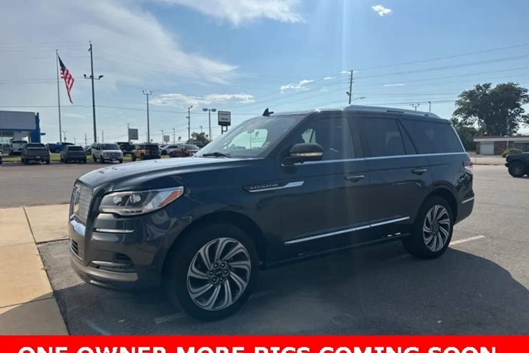 2024 Lincoln Navigator Reserve photo 1