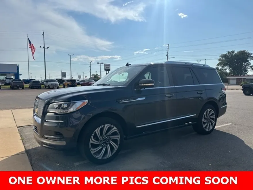 2024 Lincoln Navigator Reserve photo 1