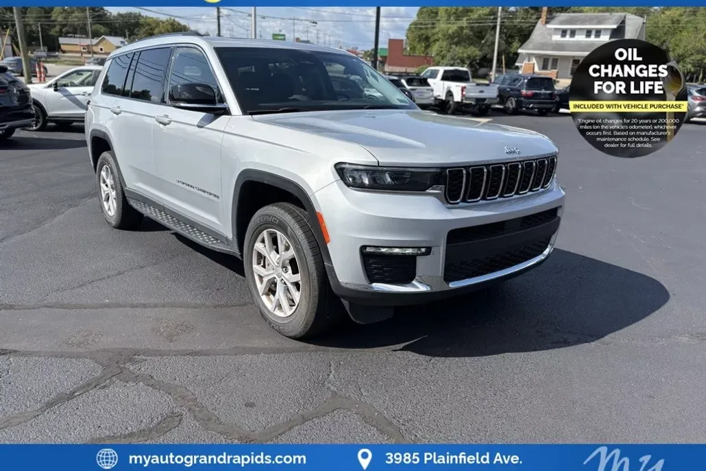 2022 Jeep Grand Cherokee Limited photo 1