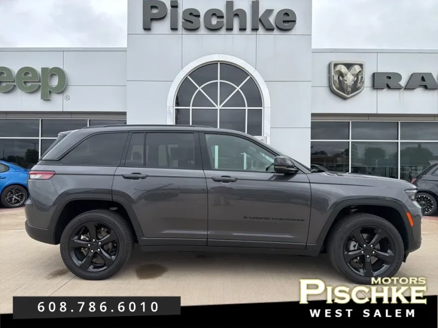 2025 Jeep Grand Cherokee Altitude photo 1