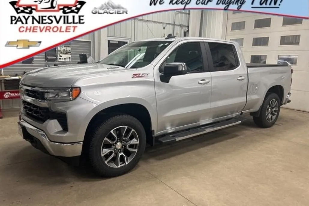 2022 Chevrolet Silverado 1500 LT photo 1