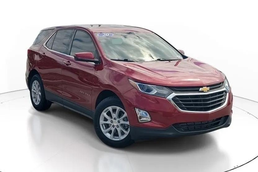2020 Chevrolet Equinox LT photo 1