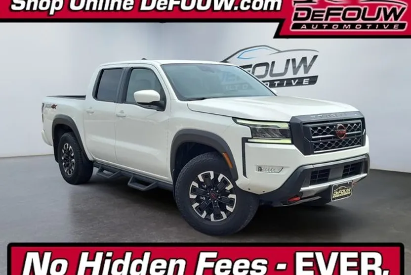 2022 Nissan Frontier PRO-4X photo 1