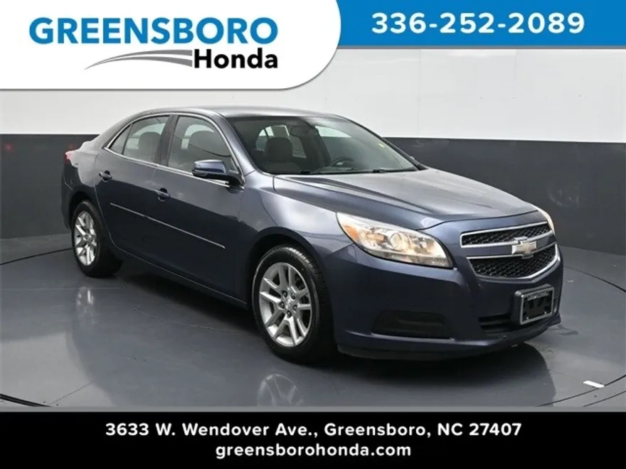 2013 Chevrolet Malibu 1LT photo 1