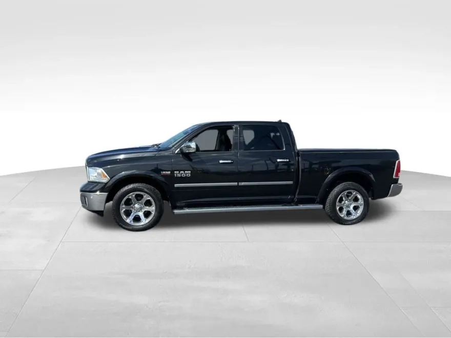 2017 Ram 1500 Laramie photo 1
