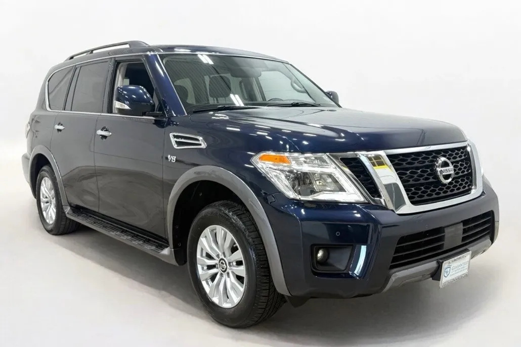 2020 Nissan Armada SV photo 1