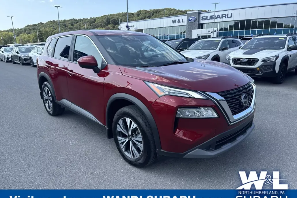2023 Nissan Rogue SV photo 1