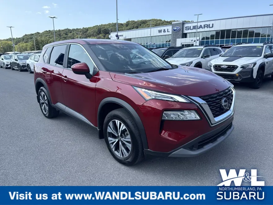 2023 Nissan Rogue SV photo 1