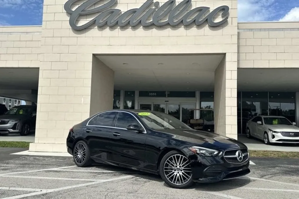 2022 Mercedes Benz C 300 photo 1